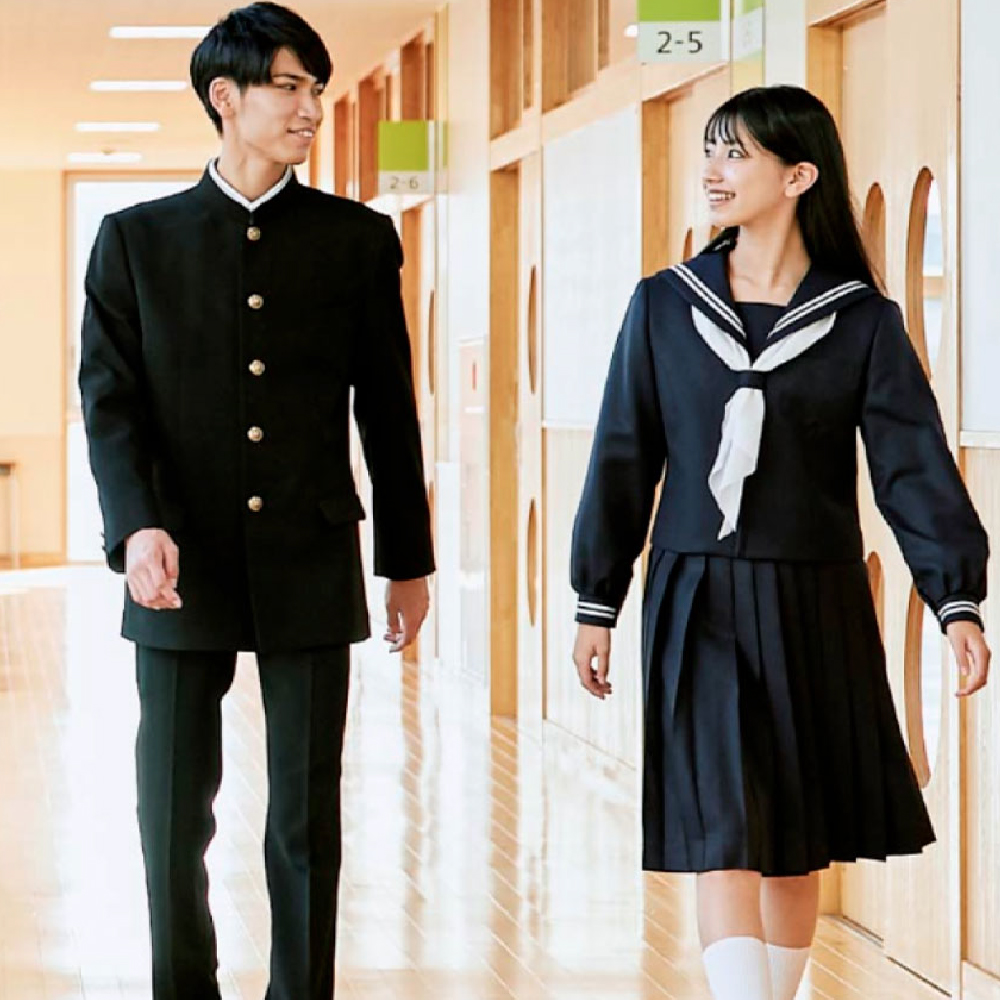 学生服事業